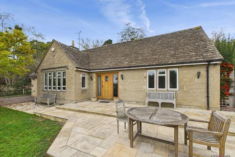 undefined, Southam Lane, Cheltenham GL52