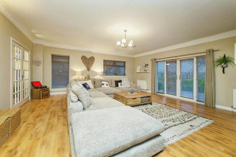 undefined, Summerhill Avenue, Larkhall ML9