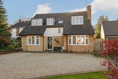 undefined, Hill Rise, Esher, KT10