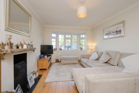 undefined, Hill Rise, Esher, KT10