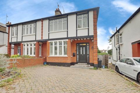 82 Brunswick Road, Southend-on-sea, SS1 2UJ