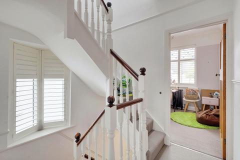 82 Brunswick Road, Southend-on-sea, SS1 2UJ