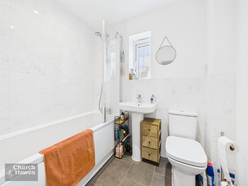 CAM04964 G0-PR0225-STILL007.jpg