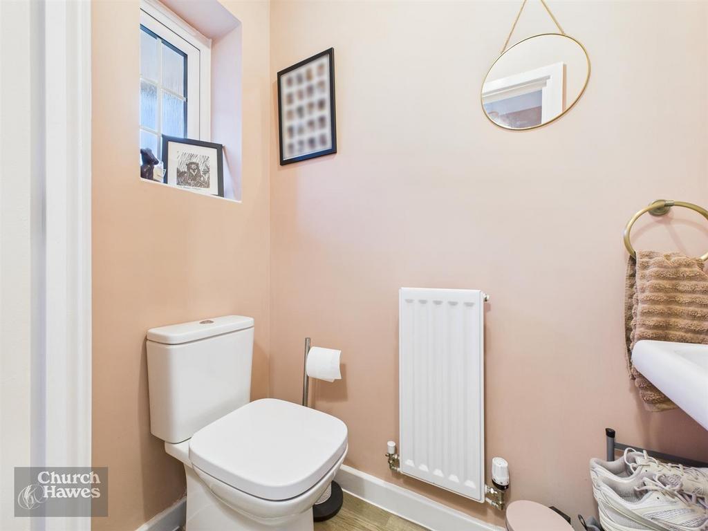 CAM04964 G0-PR0225-STILL009.jpg