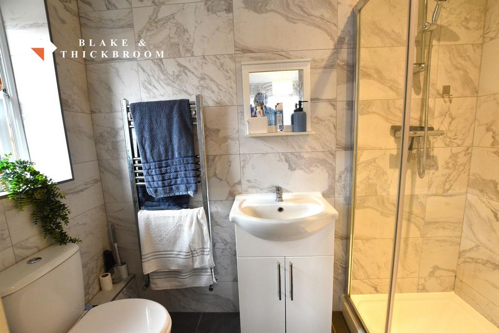 En suite shower room