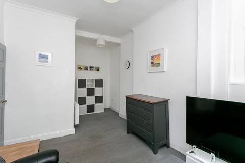 undefined, Waverley Park, Edinburgh, EH8
