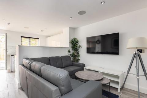 5 bedroom house to rent, Wellington Avenue, Liverpool L15
