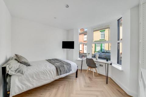 6 bedroom house to rent, Cretan Road, Liverpool L15