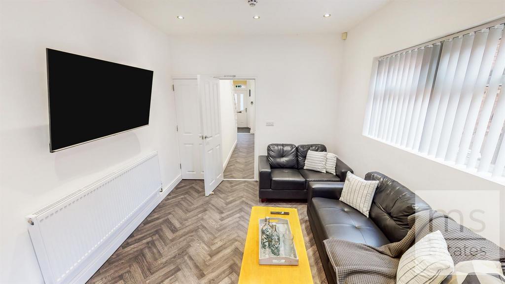 64-Sherwin-Road-08262023 203636.jpg