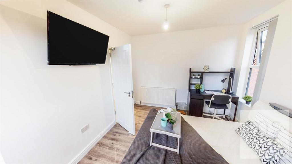 64-Sherwin-Road-08262023 204626.jpg