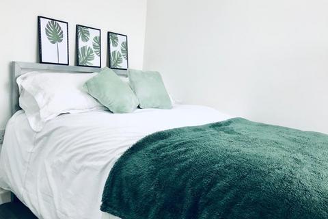 8 bedroom house to rent, Ferndale Road, Liverpool L15