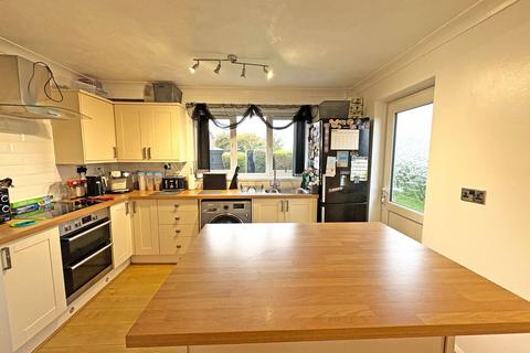 3 bedroom detached house for sale, Holland Drive, Skegness, Lincolnshire, PE25 3NH