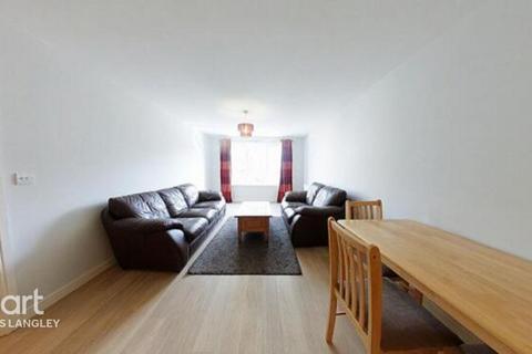 undefined, Ovaltine Drive, Kings Langley