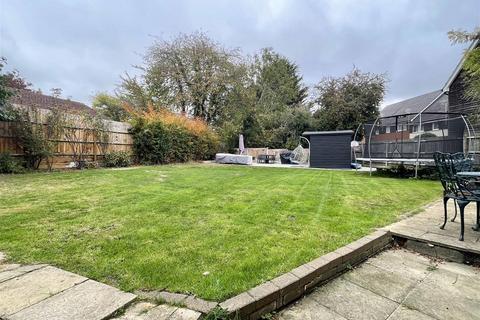 3 bedroom semi-detached house for sale, Ruskin Road, Chelmsford