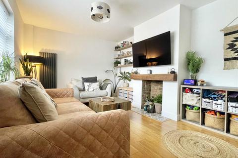 3 bedroom semi-detached house for sale, Ruskin Road, Chelmsford