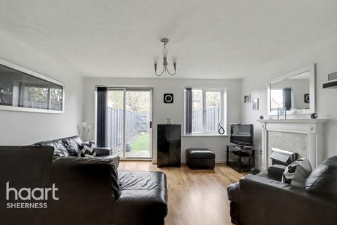 Buckthorne Road, Minster