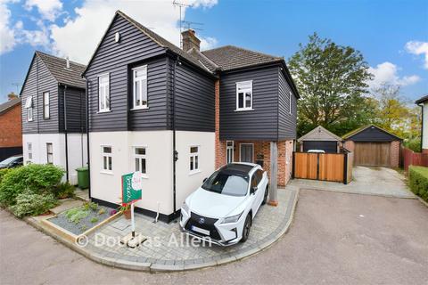 3 bedroom semi-detached house for sale, Larkin Close, Hutton, Brentwood, Essex