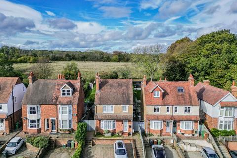 undefined, Immaculately Presented House Situated In Cranbrook