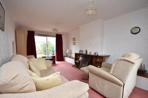 3 bedroom semi-detached house for sale, 32 Laburnum Way, Penarth, CF64 3NF