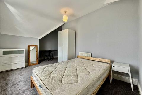 6 bedroom house share to rent, Headland Park, Plymouth