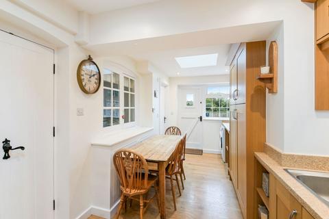 undefined, Kingsland, Dorking RH5