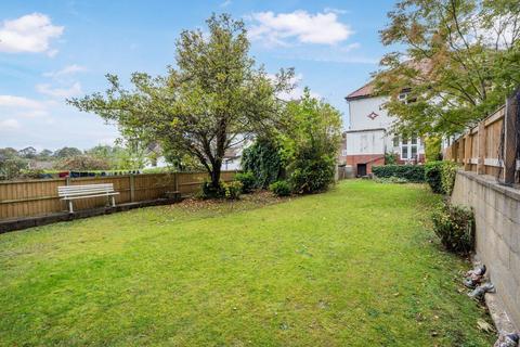 3 bedroom semi-detached house for sale, Birchwood Hill, Leeds, West Yorkshire