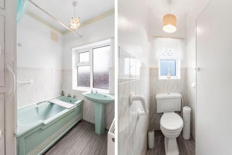 3 bedroom semi-detached house for sale, Birchwood Hill, Leeds, West Yorkshire