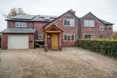 undefined, Manor Road, Lymm WA13