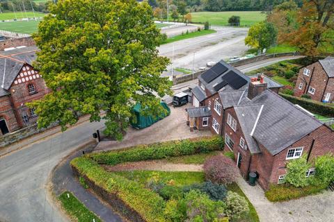 undefined, Manor Road, Lymm WA13