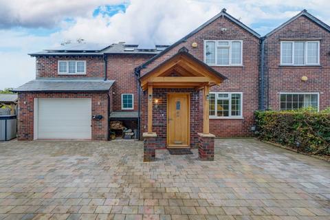 undefined, Manor Road, Lymm WA13