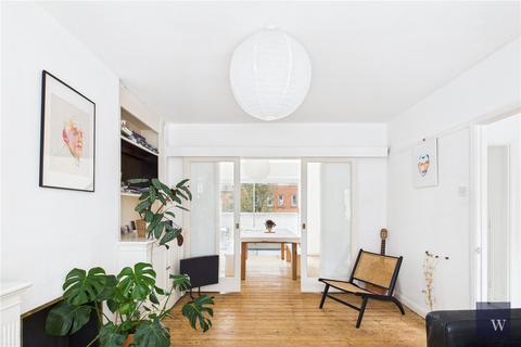 Amesbury Avenue, London, SW2