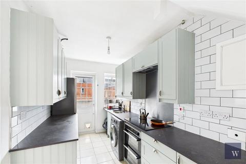 213a Amesbury Avenue, London, SW2 3BJ