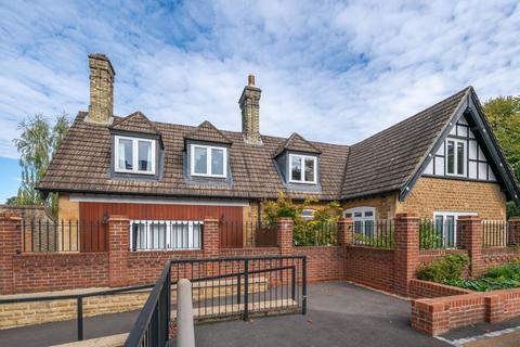 4 bedroom link detached house for sale, Ringley Park Road, Eversfield Ringley Park Road, RH2