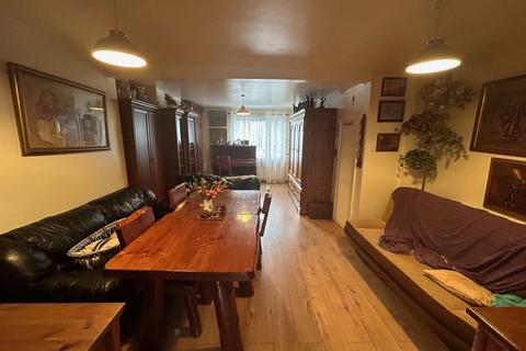 3 bedroom terraced house for sale, Franklin Fields, Corby NN17