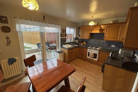 3 bedroom terraced house for sale, Franklin Fields, Corby NN17