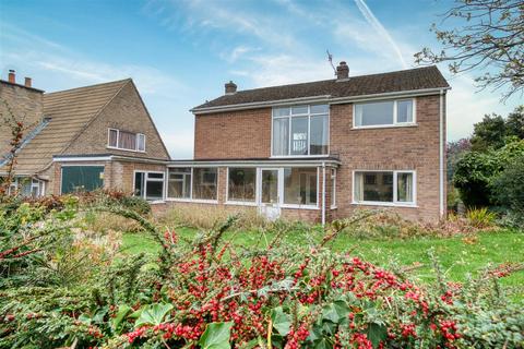3 bedroom detached house for sale, Pittywood Road, Matlock DE4
