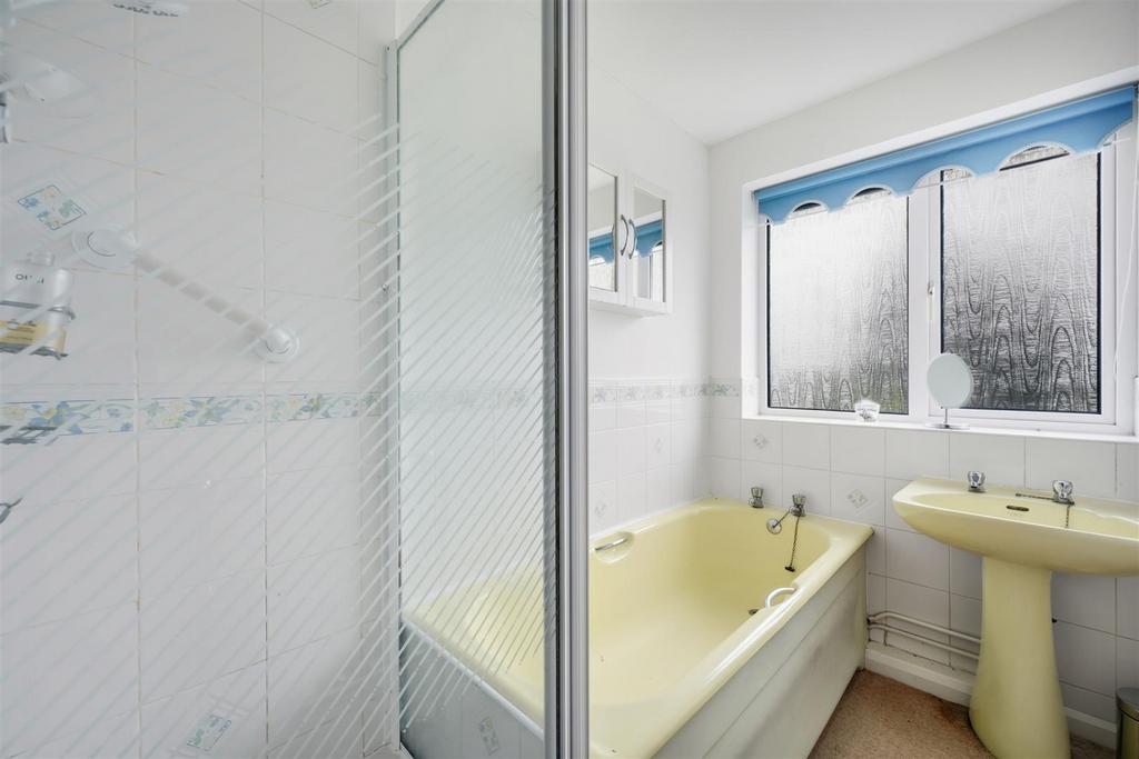 Bathroom  .jpg
