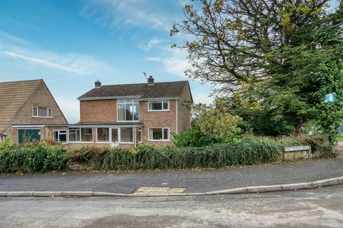 3 bedroom detached house for sale, Pittywood Road, Matlock DE4