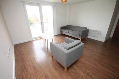 3 bedroom apartment to rent, Riverside, Derwent Street, Salford M5