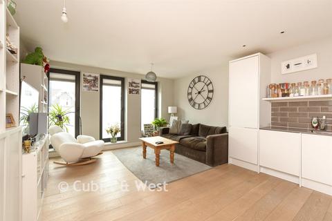 2 bedroom apartment for sale, Blenheim House, Dorking RH4