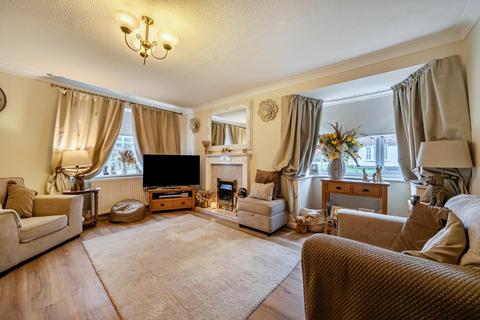 5 bedroom detached house for sale, Oldcastle Avenue, Guilsfield, Welshpool