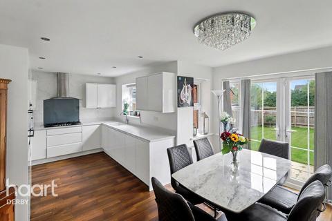5 bedroom detached house for sale, Girton Way, Derby