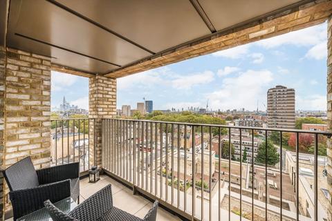 2 bedroom flat for sale, Wyndham Road, London SE5