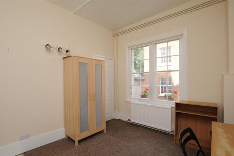 1 bedroom flat to rent, Flat E 47/48 St Johns StreetOxford