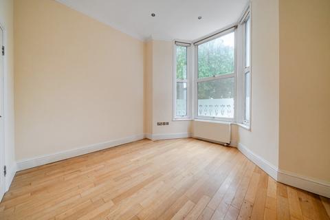 1 bedroom flat for sale, Hammersmith Grove, Hammersmith, London, W6