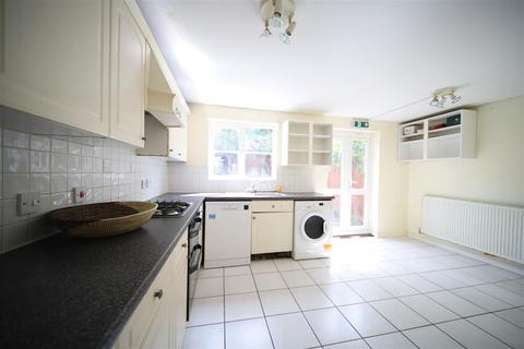 6 bedroom house for sale, Westminster Drive, London