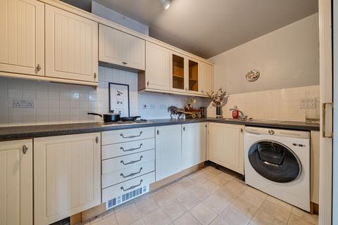 2 bedroom apartment for sale, High Street, Orpington