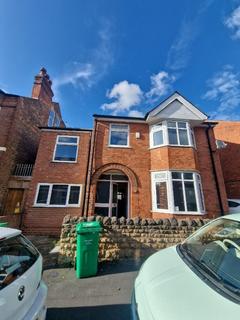 6 bedroom detached house to rent, Johnson Road, Nottingham NG7