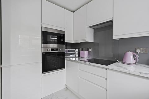 2 bedroom terraced house for sale, Meadow Avenue, Locks Heath SO31