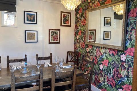 undefined, The Three Crowns, West Sussex, RH14 0DX